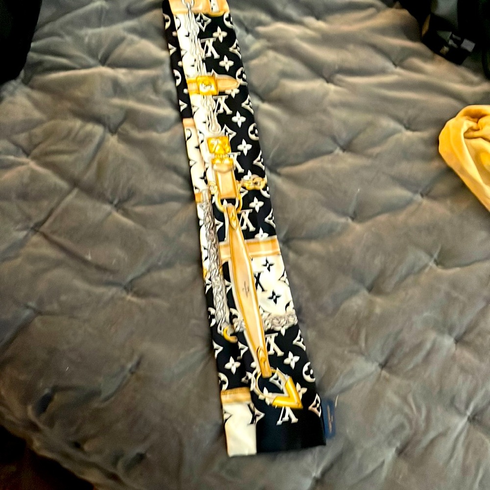 Louis Vuitton Scarf